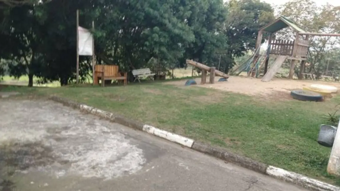 Foto 2 de Casa com 2 quartos à venda, 80m2 em Jardim Cristina, Pindamonhangaba - SP