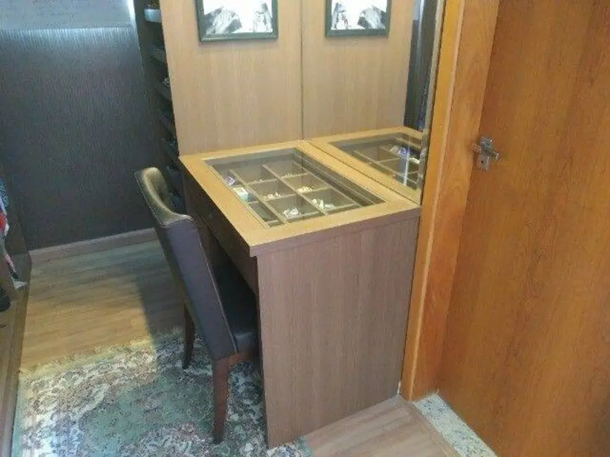 Foto 7 de Sobrado com 4 quartos à venda, 219m2 em Piracangaguá, Taubate - SP