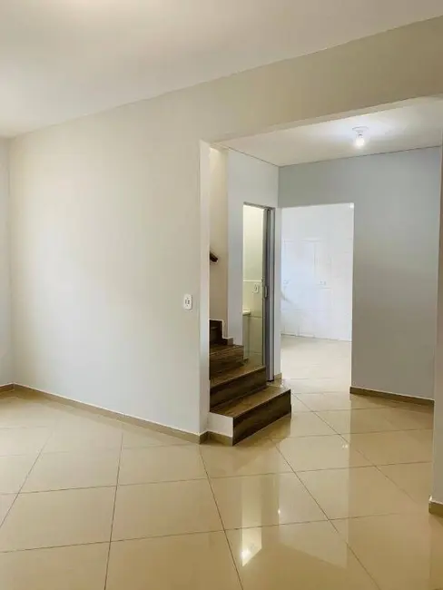 Foto 8 de Sobrado com 2 quartos à venda, 140m2 em Jardim Gurilândia, Taubate - SP