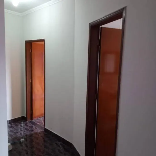 Foto 8 de Sobrado com 2 quartos à venda, 139m2 em Jardim Gurilândia, Taubate - SP