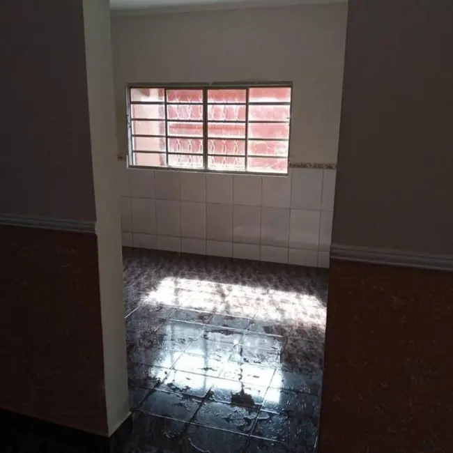 Foto 7 de Sobrado com 2 quartos à venda, 139m2 em Jardim Gurilândia, Taubate - SP