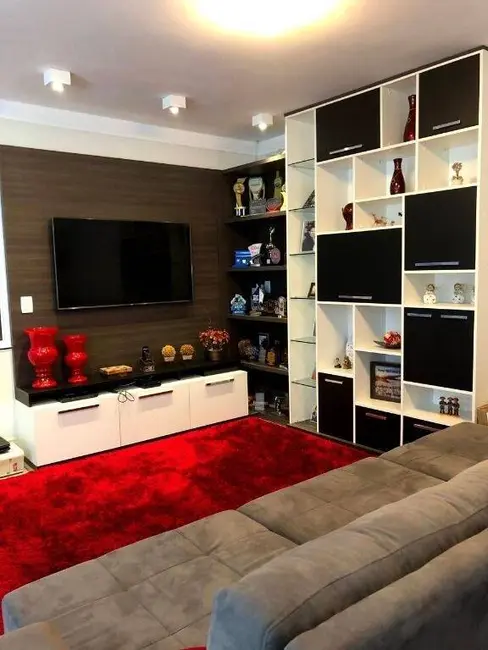 Sobrado com 4 quartos à venda, 220m2 em Tremembe - SP - imagem 6 Foto 6 de Sobrado com 4 quartos à venda, 220m2 em Tremembe - SP