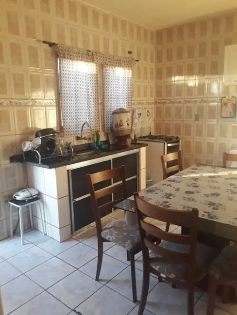 Foto 5 de Casa com 2 quartos à venda, 140m2 em Jardim Baronesa, Taubate - SP