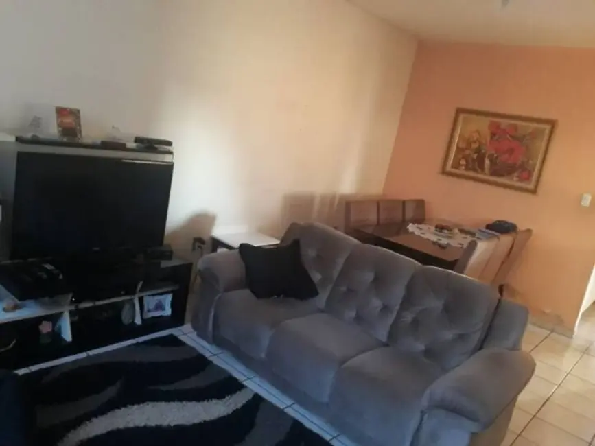 Foto 3 de Casa com 2 quartos à venda, 140m2 em Jardim Baronesa, Taubate - SP