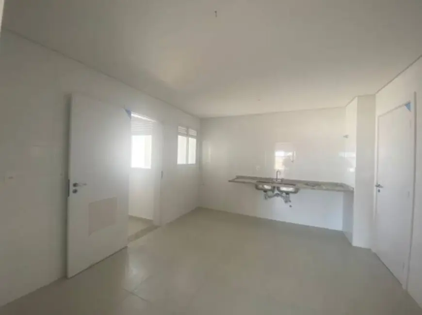 Apartamento com 3 quartos à venda, 142m2 em Centro, Taubate - SP - imagem 5 Foto 5 de Apartamento com 3 quartos à venda, 142m2 em Centro, Taubate - SP