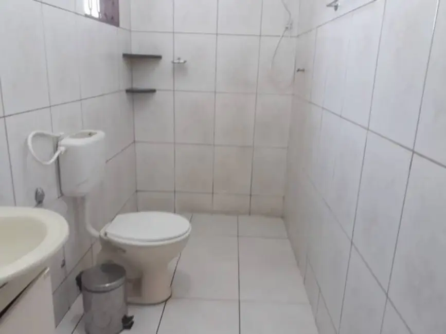 Foto 7 de Sobrado com 4 quartos à venda, 199m2 em Mombaça, Pindamonhangaba - SP