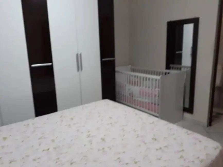 Foto 6 de Sobrado com 4 quartos à venda, 199m2 em Mombaça, Pindamonhangaba - SP