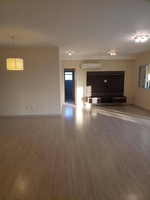 Foto 2 de Apartamento com 3 quartos à venda, 176m2 em Jardim das Nações, Taubate - SP
