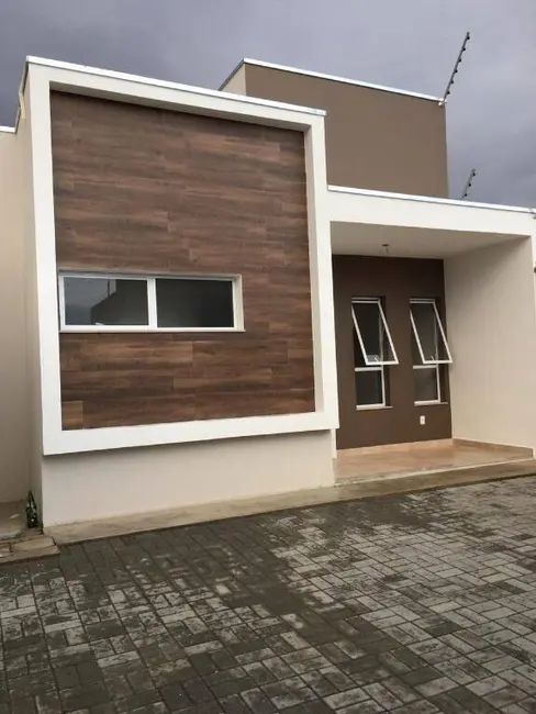 Foto 1 de Casa com 3 quartos à venda, 100m2 em Socorro, Pindamonhangaba - SP