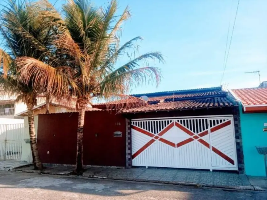 Foto 1 de Casa com 3 quartos à venda, 180m2 em Tremembe - SP