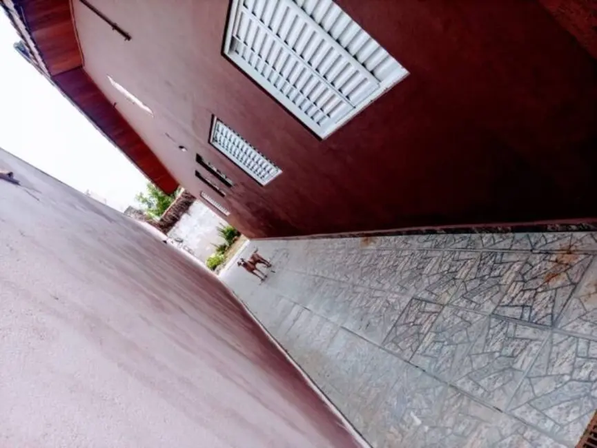 Casa com 3 quartos à venda, 180m2 em Tremembe - SP - imagem 5 Foto 5 de Casa com 3 quartos à venda, 180m2 em Tremembe - SP