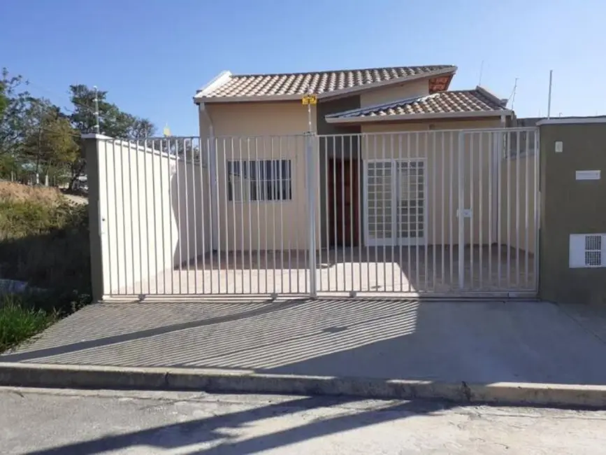 Foto 1 de Casa com 2 quartos à venda, 80m2 em Pindamonhangaba - SP