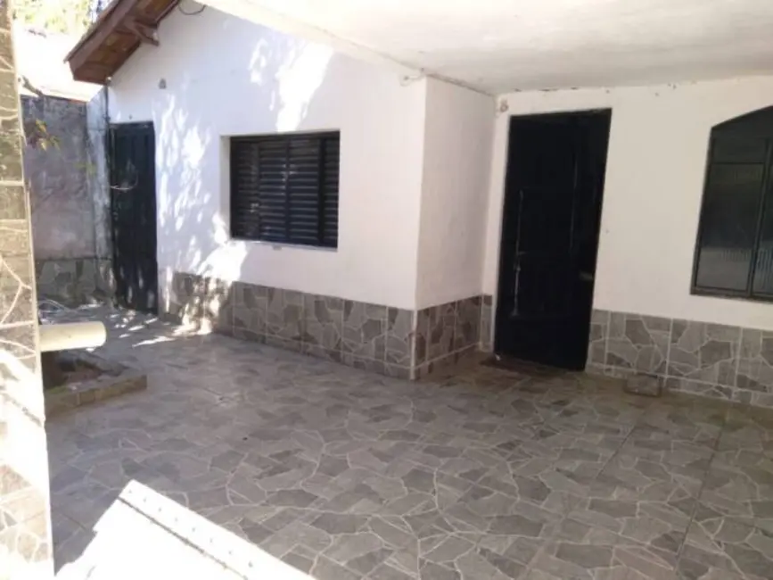 Foto 1 de Casa com 4 quartos à venda, 160m2 em Vila São José, Taubate - SP