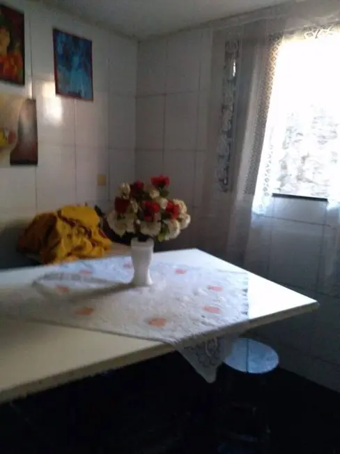 Foto 5 de Casa com 4 quartos à venda, 160m2 em Vila São José, Taubate - SP