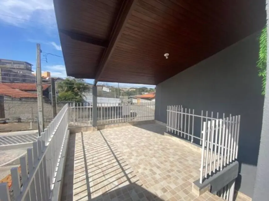 Foto 4 de Sobrado com 2 quartos à venda, 201m2 em Campos Elíseos, Taubate - SP