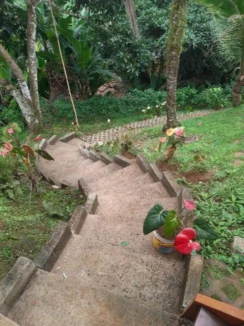 Foto 6 de Sobrado com 3 quartos à venda, 195m2 em Ubatuba - SP