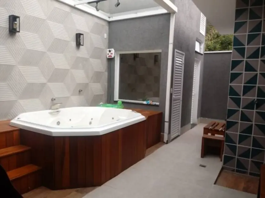 Foto 4 de Casa com 3 quartos à venda, 203m2 em Tremembe - SP