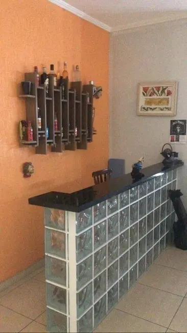 Foto 7 de Sobrado com 3 quartos à venda, 270m2 em Campos Elíseos, Taubate - SP