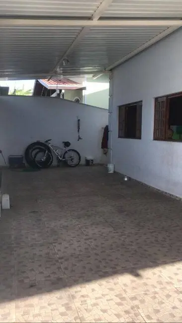 Foto 2 de Sobrado com 3 quartos à venda, 270m2 em Campos Elíseos, Taubate - SP