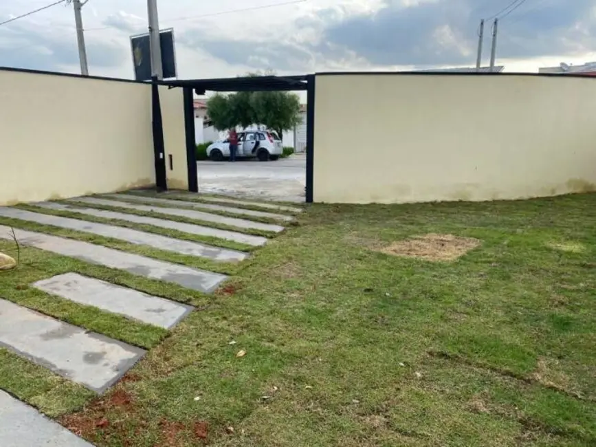 Casa com 2 quartos à venda, 72m2 em Residencial e Comercial Portal dos Eucaliptos, Pindamonhangaba - SP - imagem 3 Foto 3 de Casa com 2 quartos à venda, 72m2 em Residencial e Comercial Portal dos Eucaliptos, Pindamonhangaba - SP