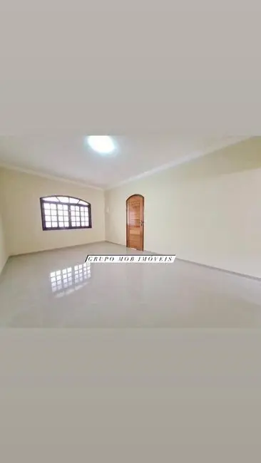 Foto 2 de Casa com 2 quartos à venda, 193m2 em Jardim do Sol, Taubate - SP