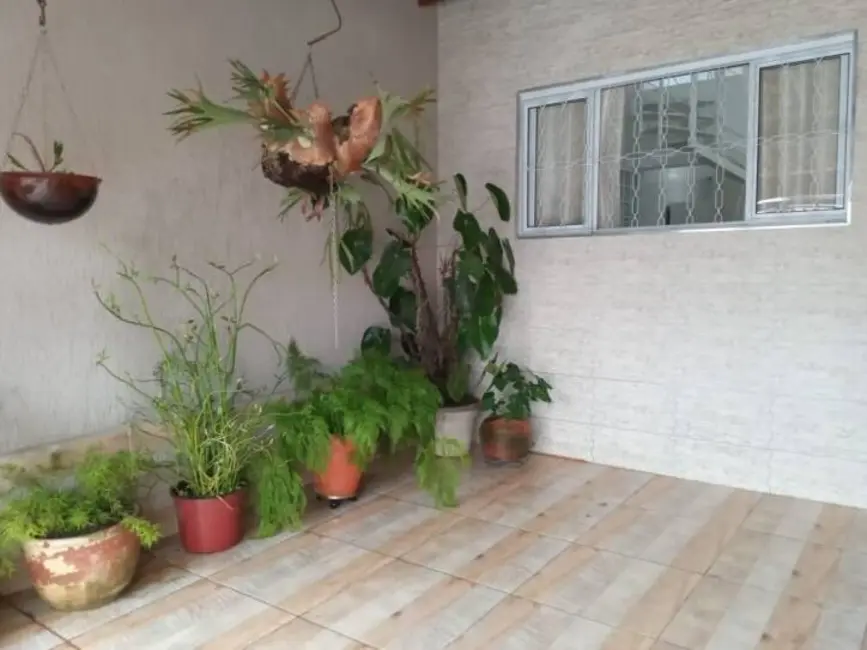 Foto 2 de Casa com 3 quartos à venda, 125m2 em Residencial Novo Horizonte, Taubate - SP