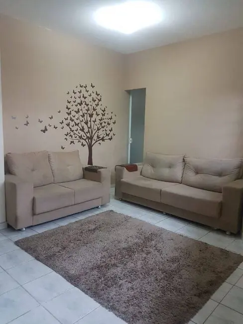 Foto 3 de Casa com 2 quartos à venda, 170m2 em Parque São Luís, Taubate - SP