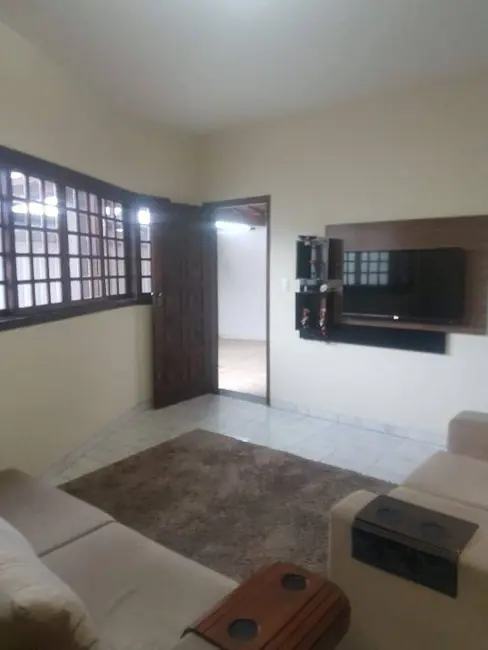 Foto 4 de Casa com 2 quartos à venda, 170m2 em Parque São Luís, Taubate - SP