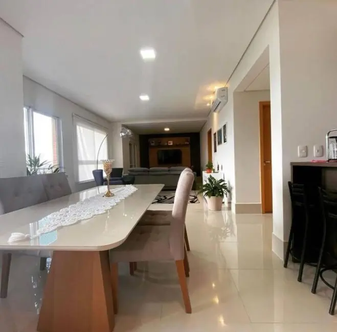 Foto 3 de Apartamento com 3 quartos à venda, 166m2 em Jardim das Nações, Taubate - SP