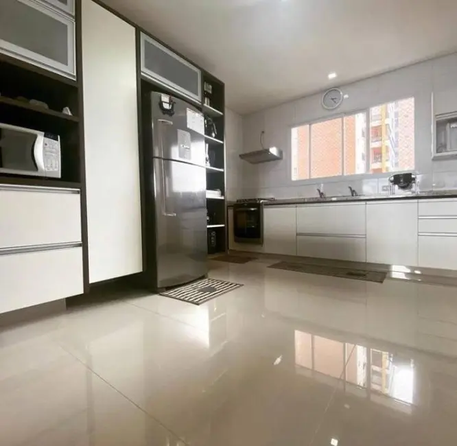 Foto 4 de Apartamento com 3 quartos à venda, 166m2 em Jardim das Nações, Taubate - SP