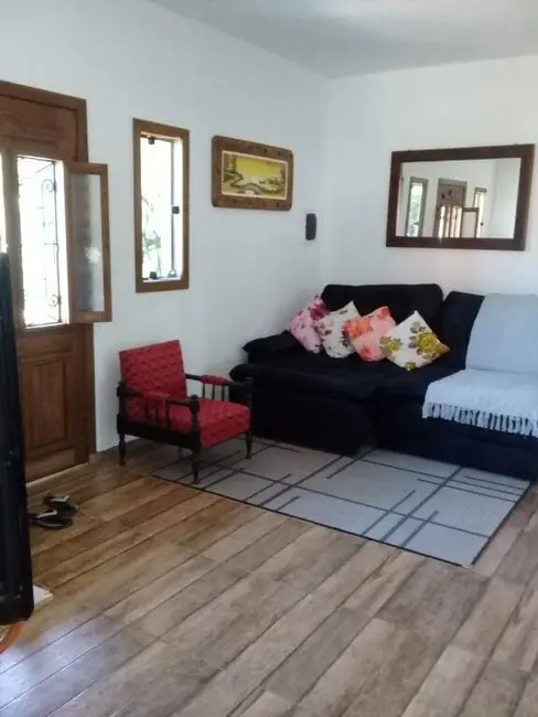 Foto 3 de Casa com 3 quartos à venda, 170m2 em Parque Aeroporto, Taubate - SP