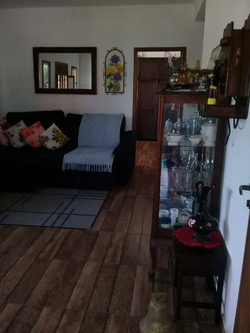 Foto 4 de Casa com 3 quartos à venda, 170m2 em Parque Aeroporto, Taubate - SP