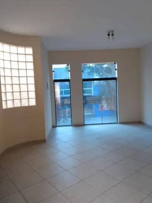 Foto 4 de Sala Comercial para alugar, 80m2 em Centro, Taubate - SP
