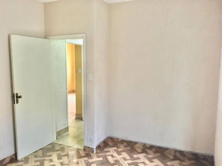 Foto 6 de Casa com 4 quartos à venda, 210m2 em Parque São Luís, Taubate - SP