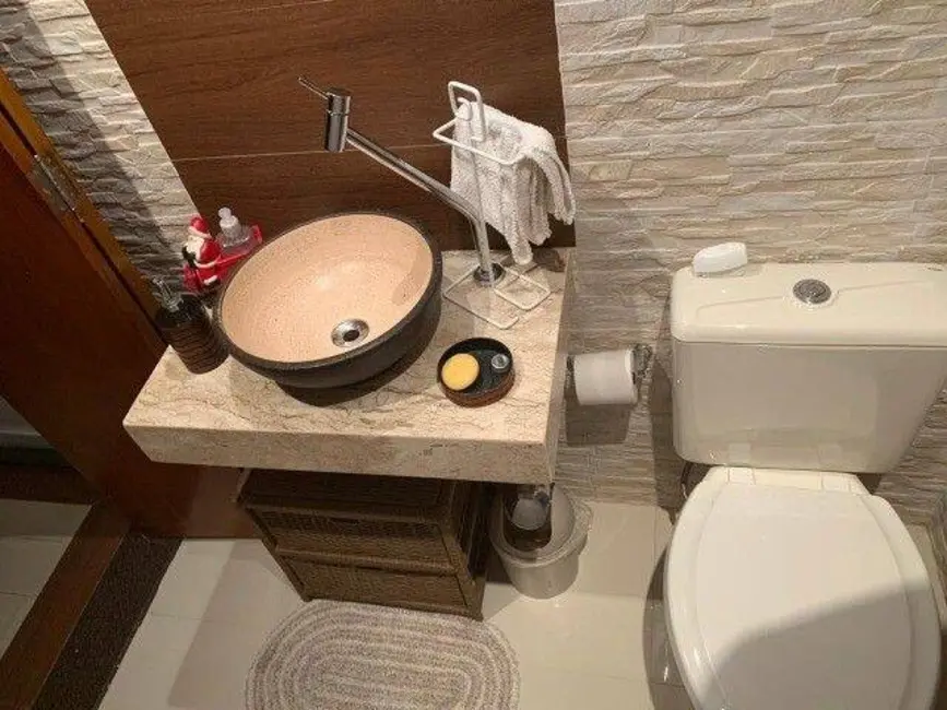 Foto 9 de Casa com 3 quartos à venda, 173m2 em Cachoeira Paulista - SP