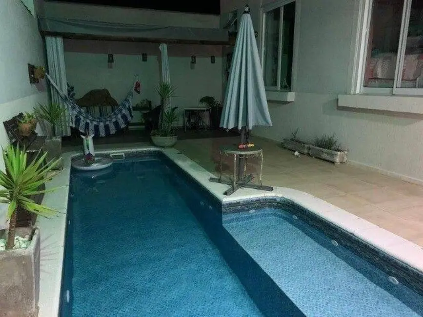 Foto 8 de Casa com 3 quartos à venda, 173m2 em Cachoeira Paulista - SP