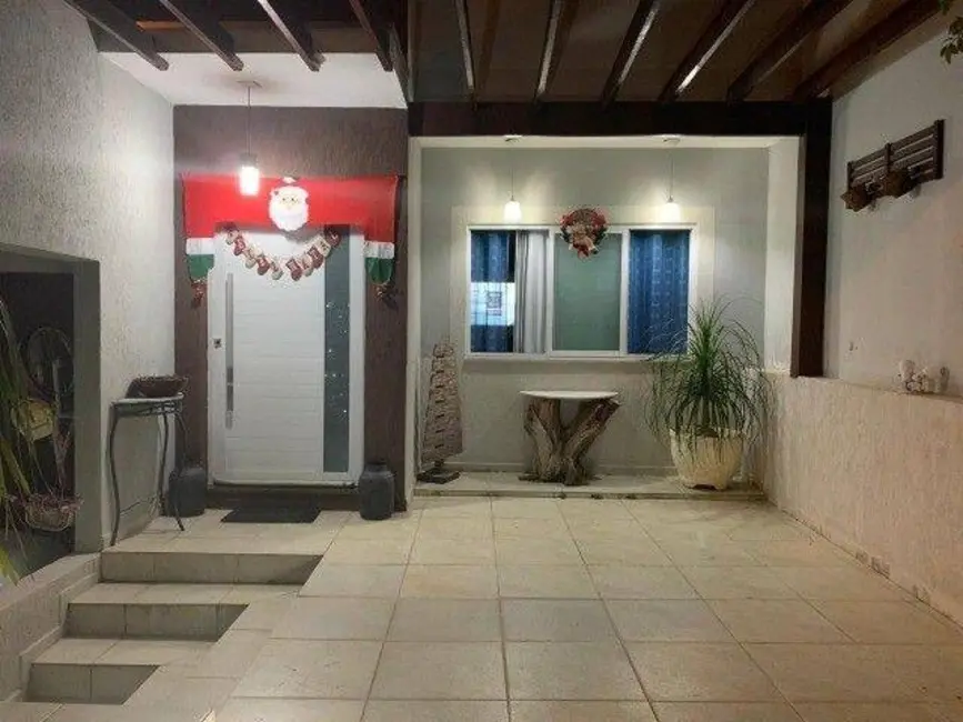 Foto 7 de Casa com 3 quartos à venda, 173m2 em Cachoeira Paulista - SP
