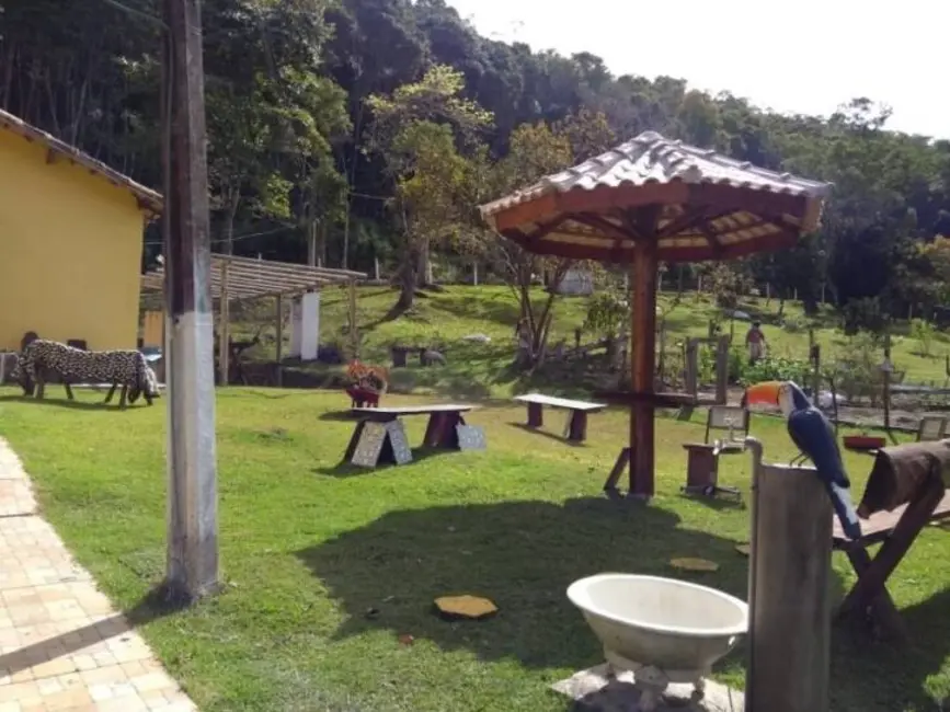 Sítio / Rancho com 4 quartos à venda, 28000m2 em Sao Luiz Do Paraitinga - SP - imagem 7 Foto 7 de Sítio / Rancho com 4 quartos à venda, 28000m2 em Sao Luiz Do Paraitinga - SP