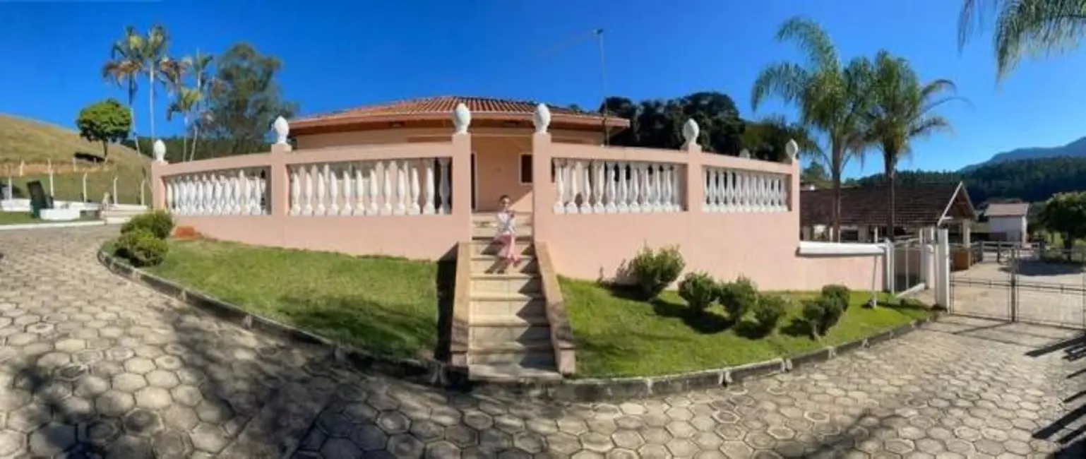 Foto 1 de Fazenda / Haras com 4 quartos à venda, 968000m2 em Centro, Lagoinha - SP