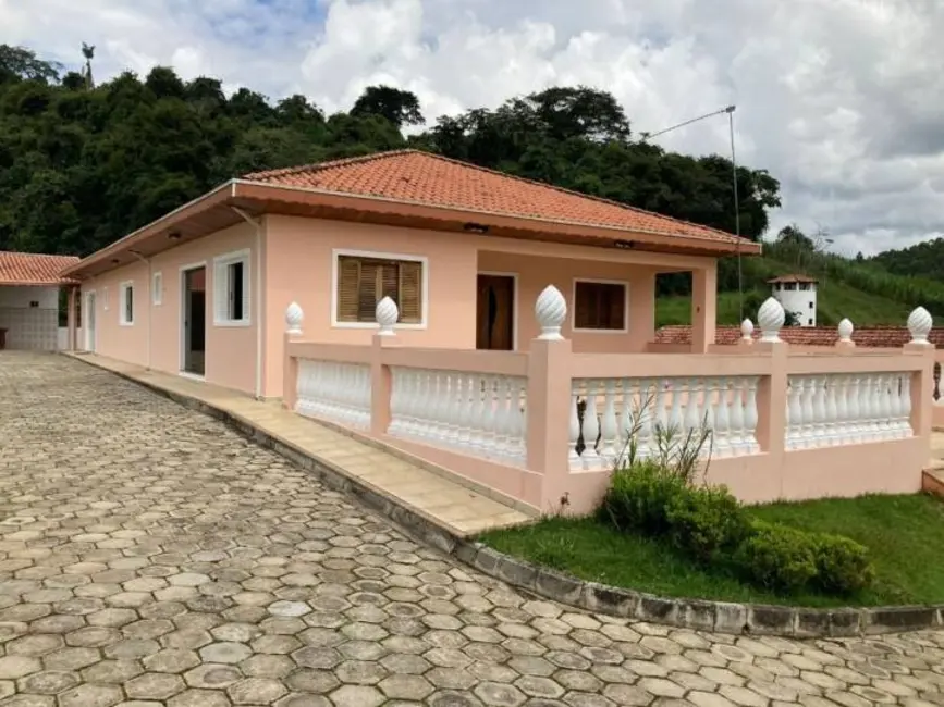 Foto 2 de Fazenda / Haras com 4 quartos à venda, 968000m2 em Centro, Lagoinha - SP
