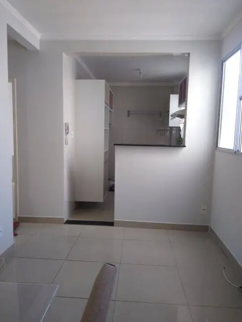 Foto 3 de Apartamento com 2 quartos à venda, 47m2 em Residencial Sítio Santo Antônio, Taubate - SP