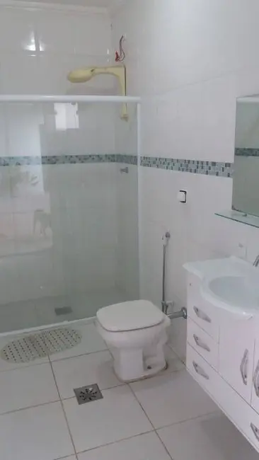 Foto 9 de Casa com 3 quartos à venda, 168m2 em Jardim Ana Rosa, Taubate - SP