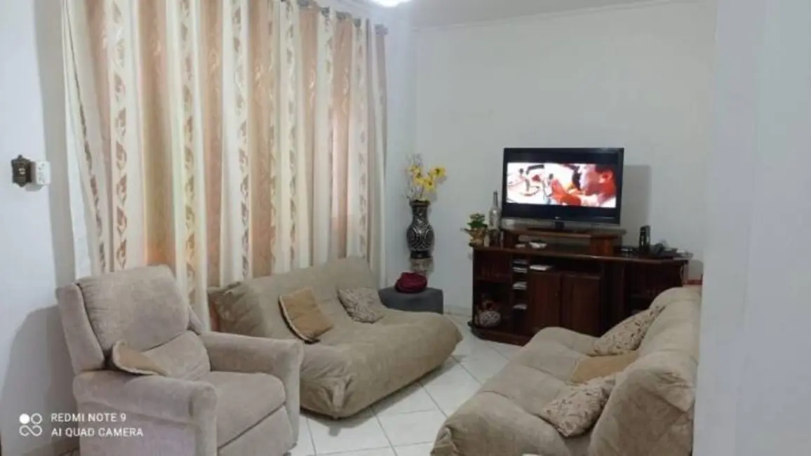 Casa com 3 quartos à venda, 260m2 em Tremembe - SP - imagem 6 Foto 6 de Casa com 3 quartos à venda, 260m2 em Tremembe - SP