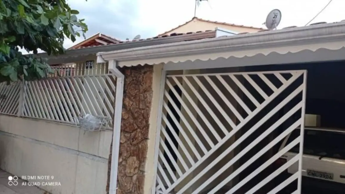 Foto 1 de Casa com 3 quartos à venda, 260m2 em Tremembe - SP