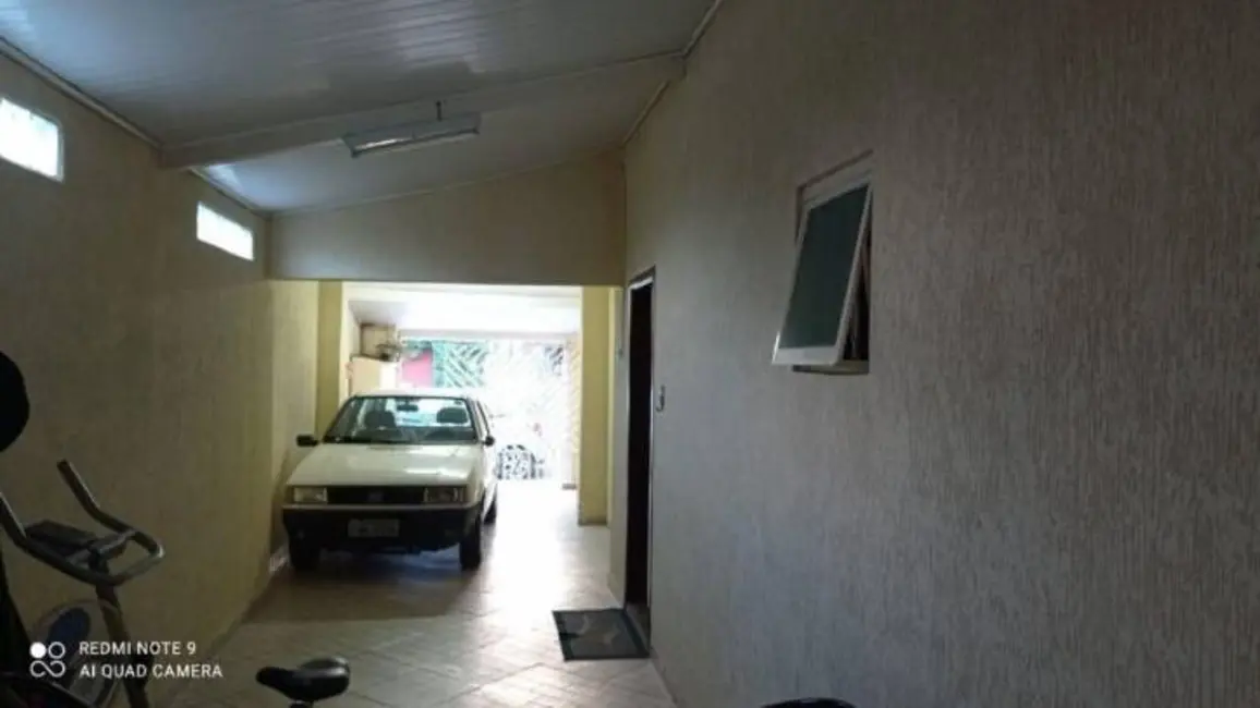 Casa com 3 quartos à venda, 260m2 em Tremembe - SP - imagem 3 Foto 3 de Casa com 3 quartos à venda, 260m2 em Tremembe - SP