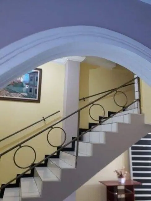 Foto 5 de Sobrado com 3 quartos à venda, 600m2 em Tremembe - SP