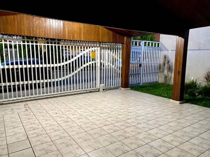 Foto 3 de Casa com 3 quartos à venda, 160m2 em Vila Santa Isabel, Taubate - SP