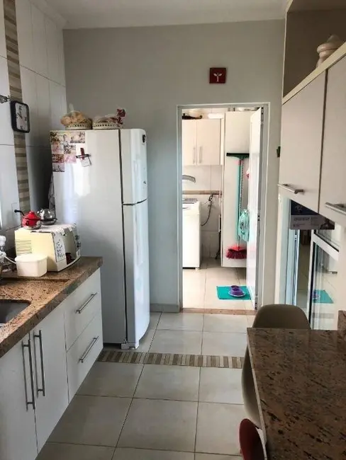 Foto 7 de Casa com 5 quartos à venda, 210m2 em Tremembe - SP