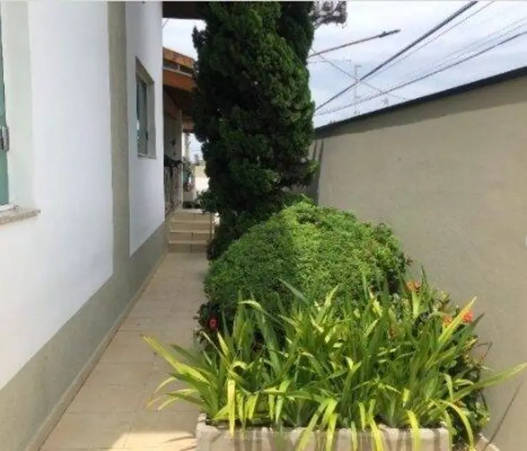 Foto 4 de Casa com 5 quartos à venda, 210m2 em Tremembe - SP