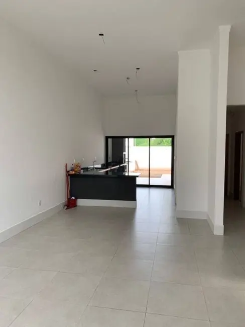 Foto 6 de Casa com 3 quartos à venda, 151m2 em Tremembe - SP